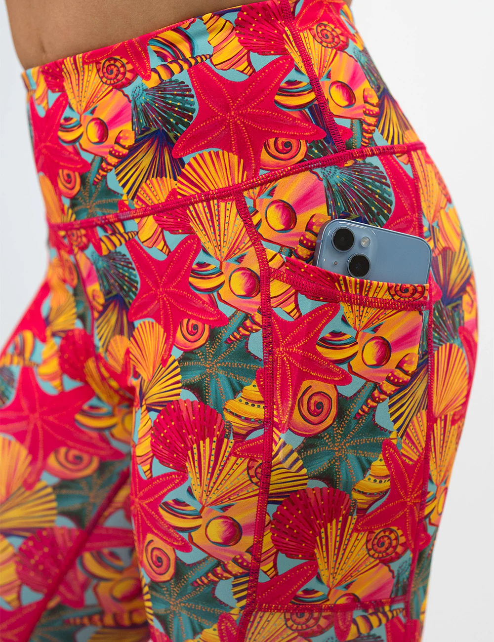 Beach Please Leggings - Image 8