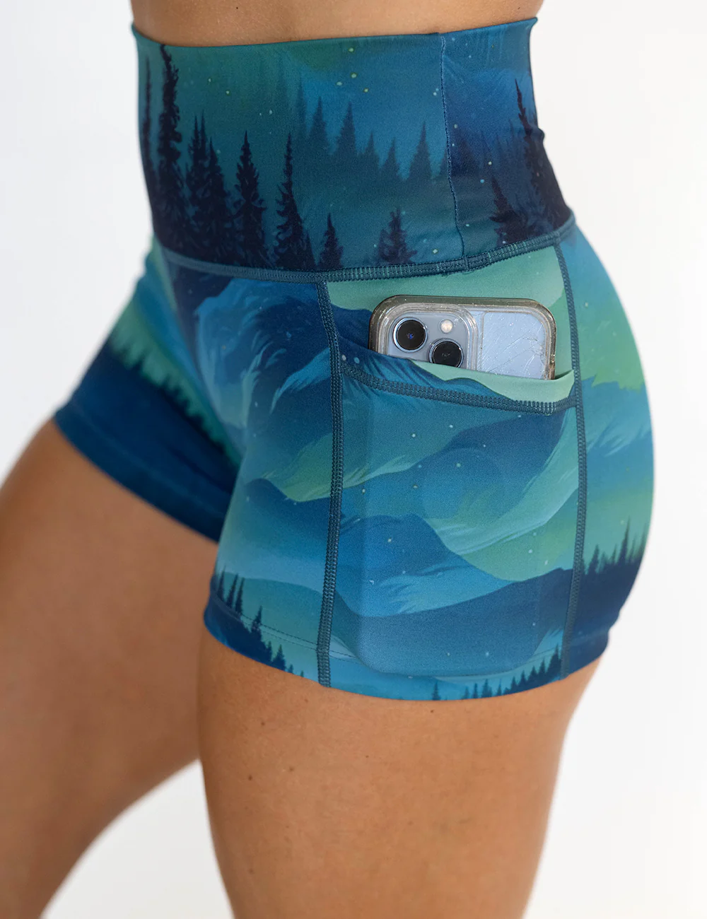 Shorts | Aurora Borealis - Image 3